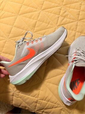 Women’s Nike